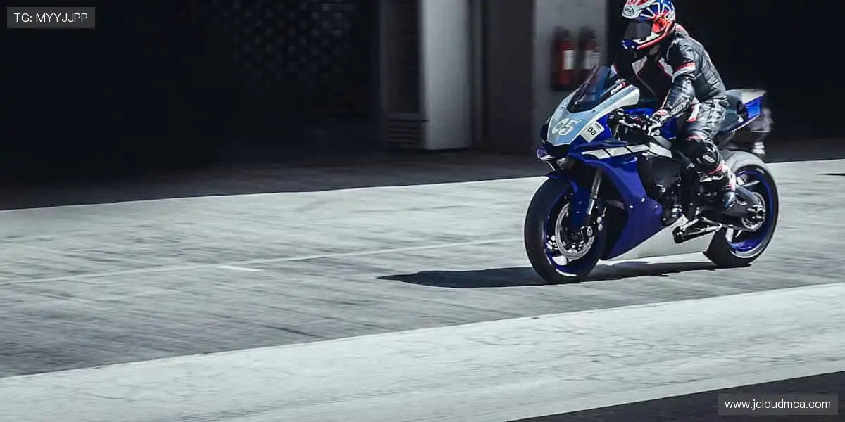 高清直播,实时弹幕,做最 in 的云观众!💻